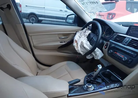 2013 BMW 328I xDrive z USA, uszkodzony, nr VIN WBA3B5C54DF592045